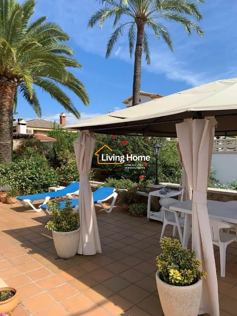 Terrace of Houses for sale in Cambrils