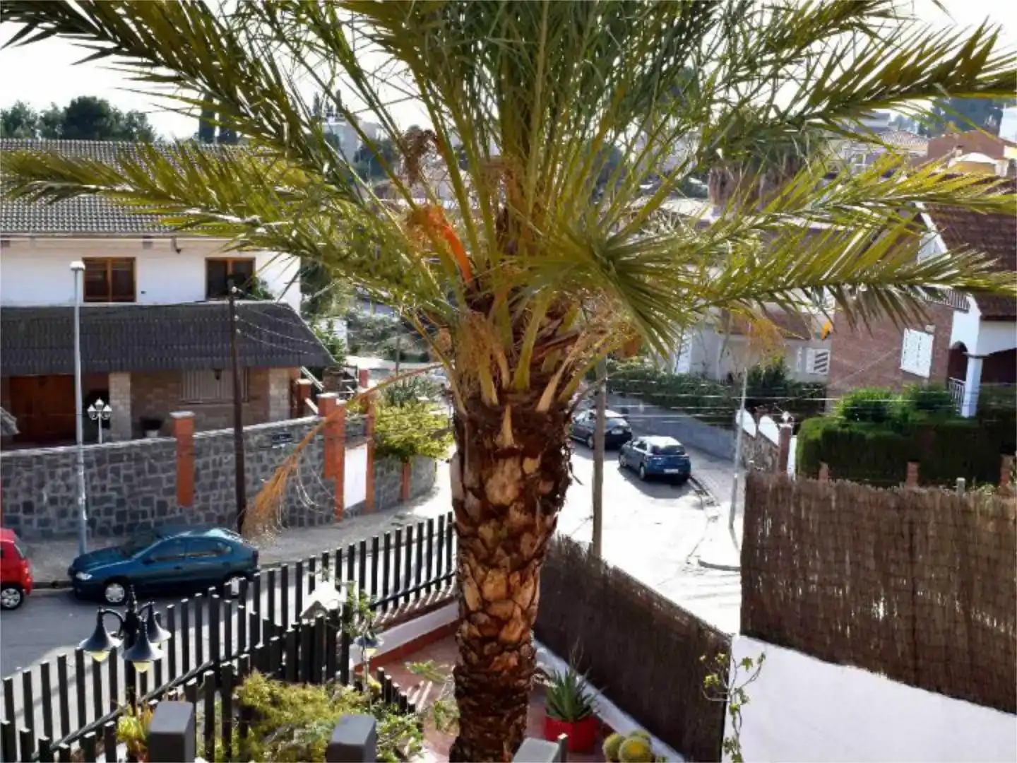 Vista exterior de Casa o chalet en venta en Viladecans con Balcón