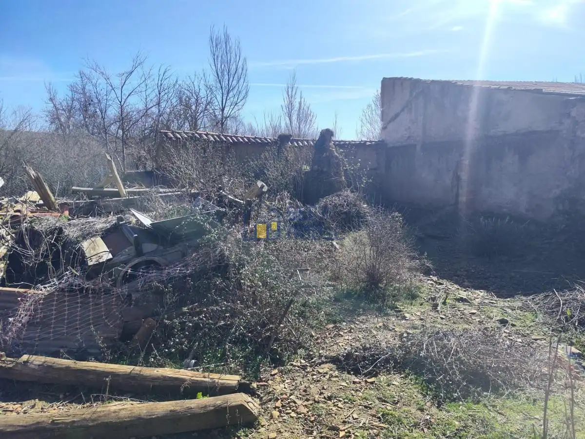 Terreny residencial en venda a Garrafe de Torío, imagen 2