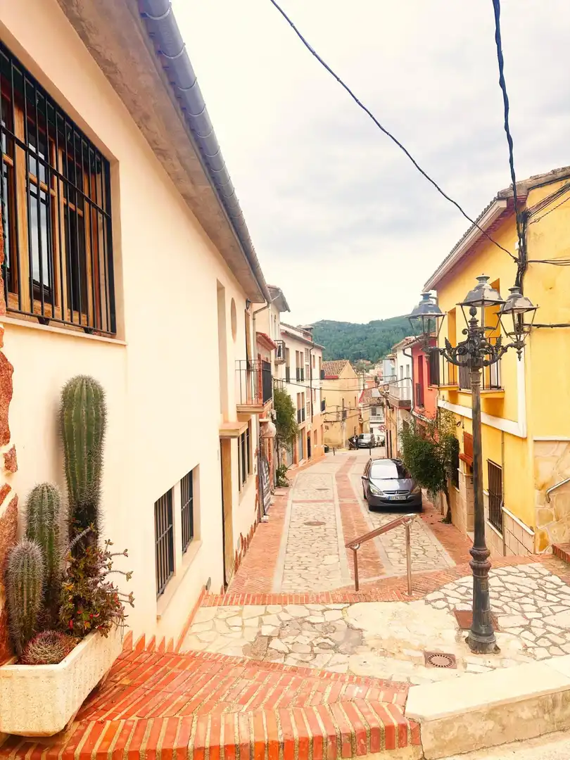 Vista exterior de Casa o xalet en venda en Castelló de Rugat