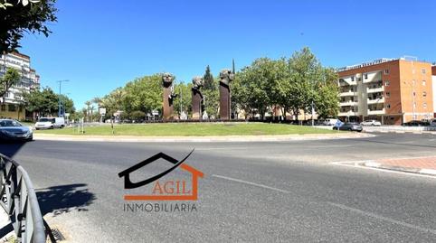 Photo 3 of Premises to rent in Avenida Rey Juan Carlos I, Santos, Madrid