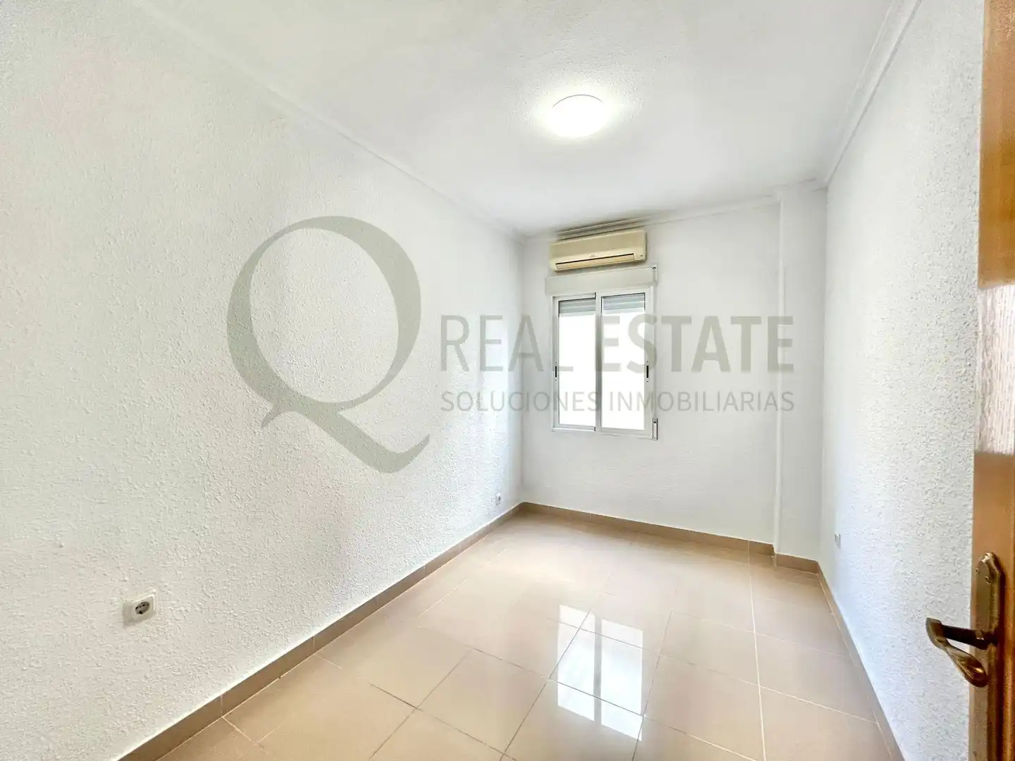 Habitación de Piso de alquiler en Alicante / Alacant con Aire acondicionado, Calefacción y Terraza
