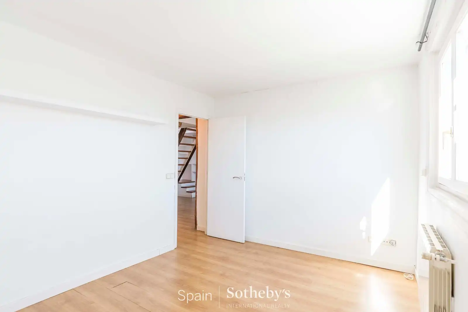 Attic for sale in Madrid  with Air Conditioner, Heating and Terrace