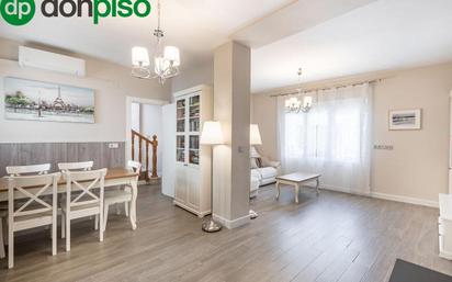 Living room of Single-family semi-detached for sale in Las Gabias  with Air Conditioner, Terrace and Balcony