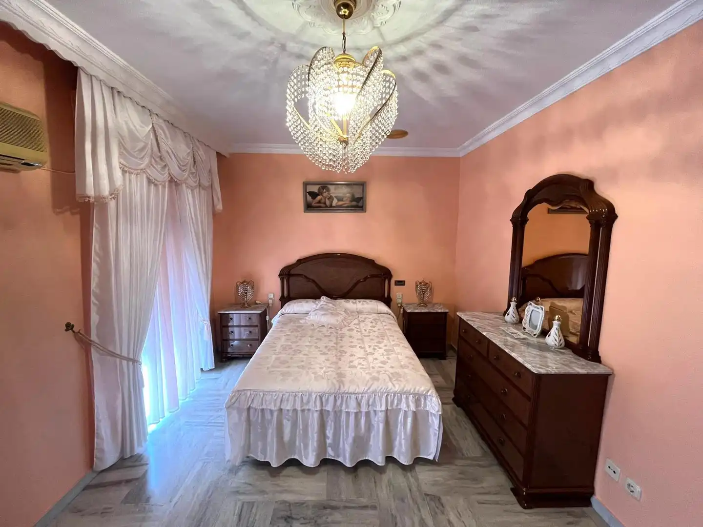 Habitación de Casa adosada en venta en Moguer con Aire acondicionado, Terraza y Trastero