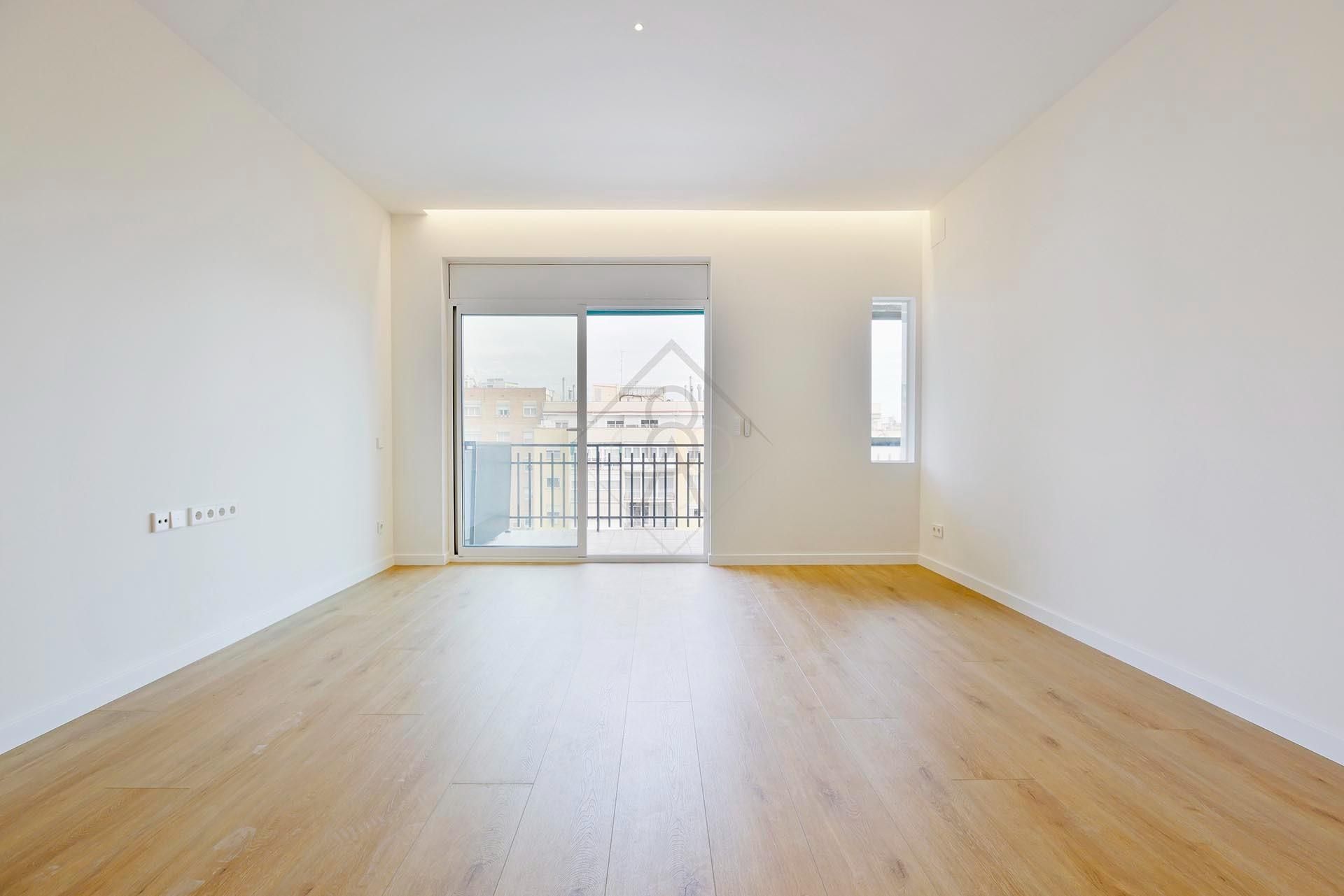 Living room of Flat for sale in  Barcelona Capital  with Parquet flooring and Terrace