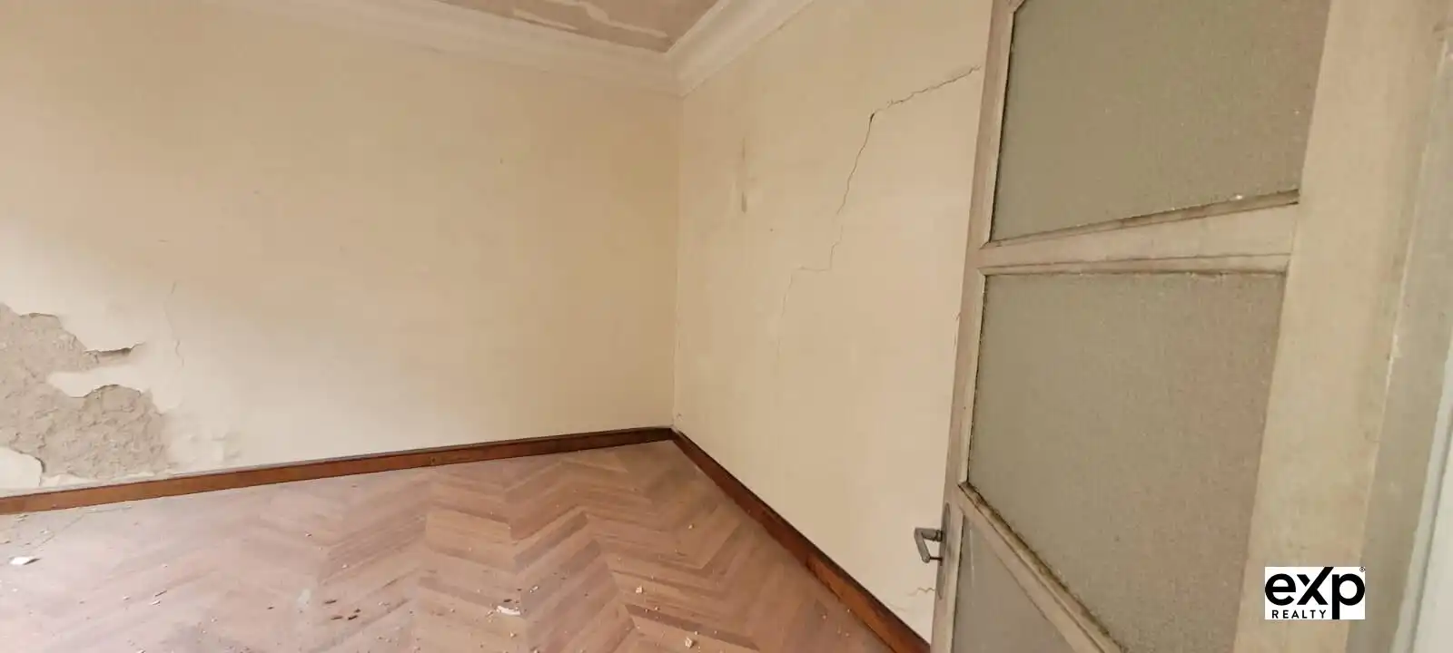 Houses for sale in O Valadouro    with Parquet flooring