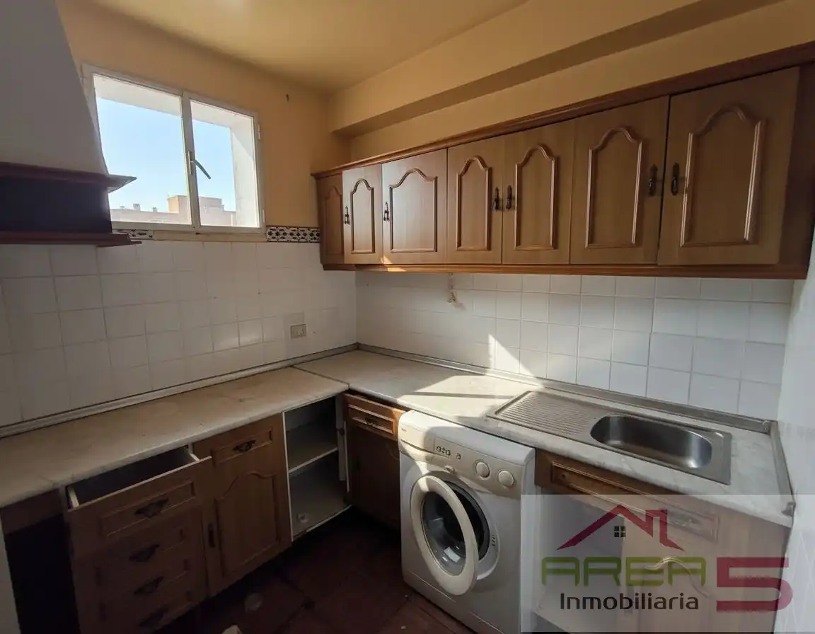 Kitchen of Flat for sale in Zafra  with Terrace