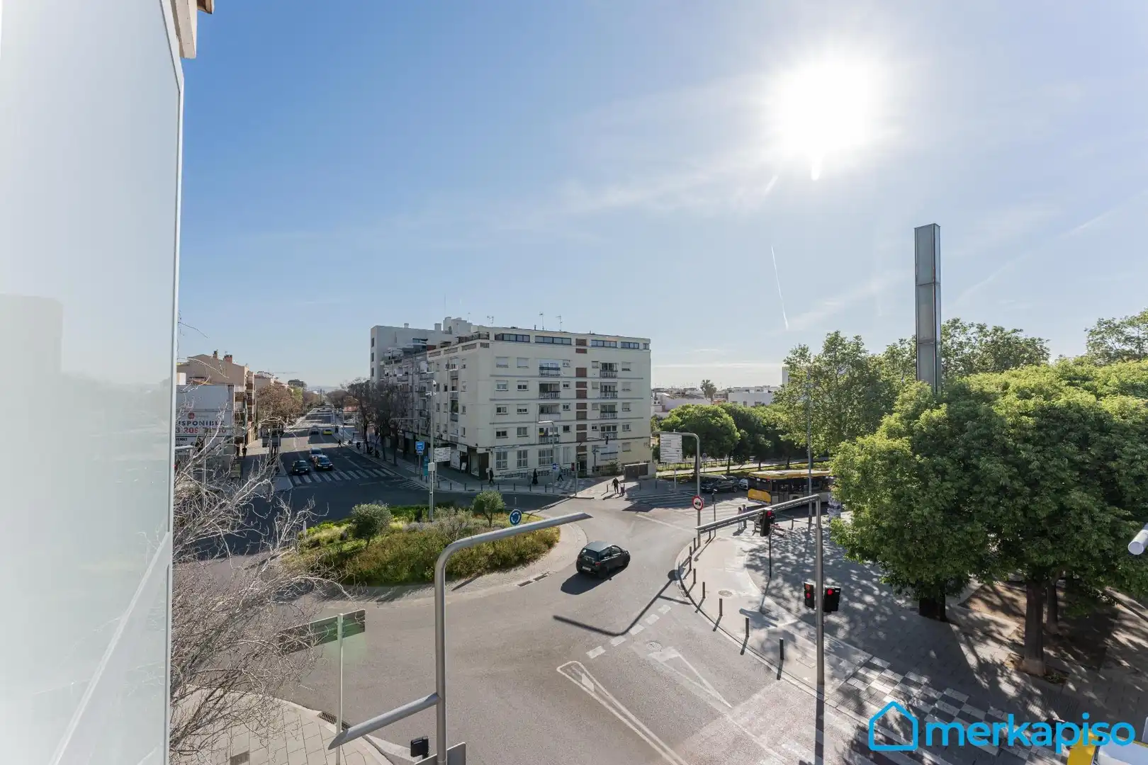 Vista exterior de Piso en venta en Viladecans con Calefacción, Parquet y Balcón