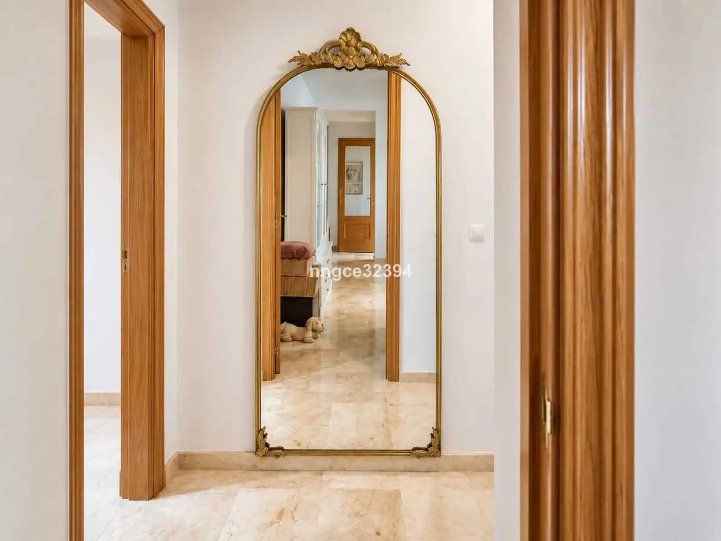 Apartament amb piscina en venda a Benahavís pueblo, imagen 10