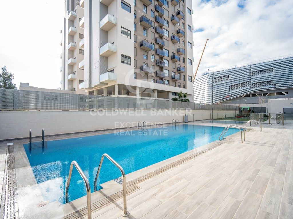 Piscina de Pis en venda en  Valencia Capital amb Aire condicionat, Terrassa i Piscina