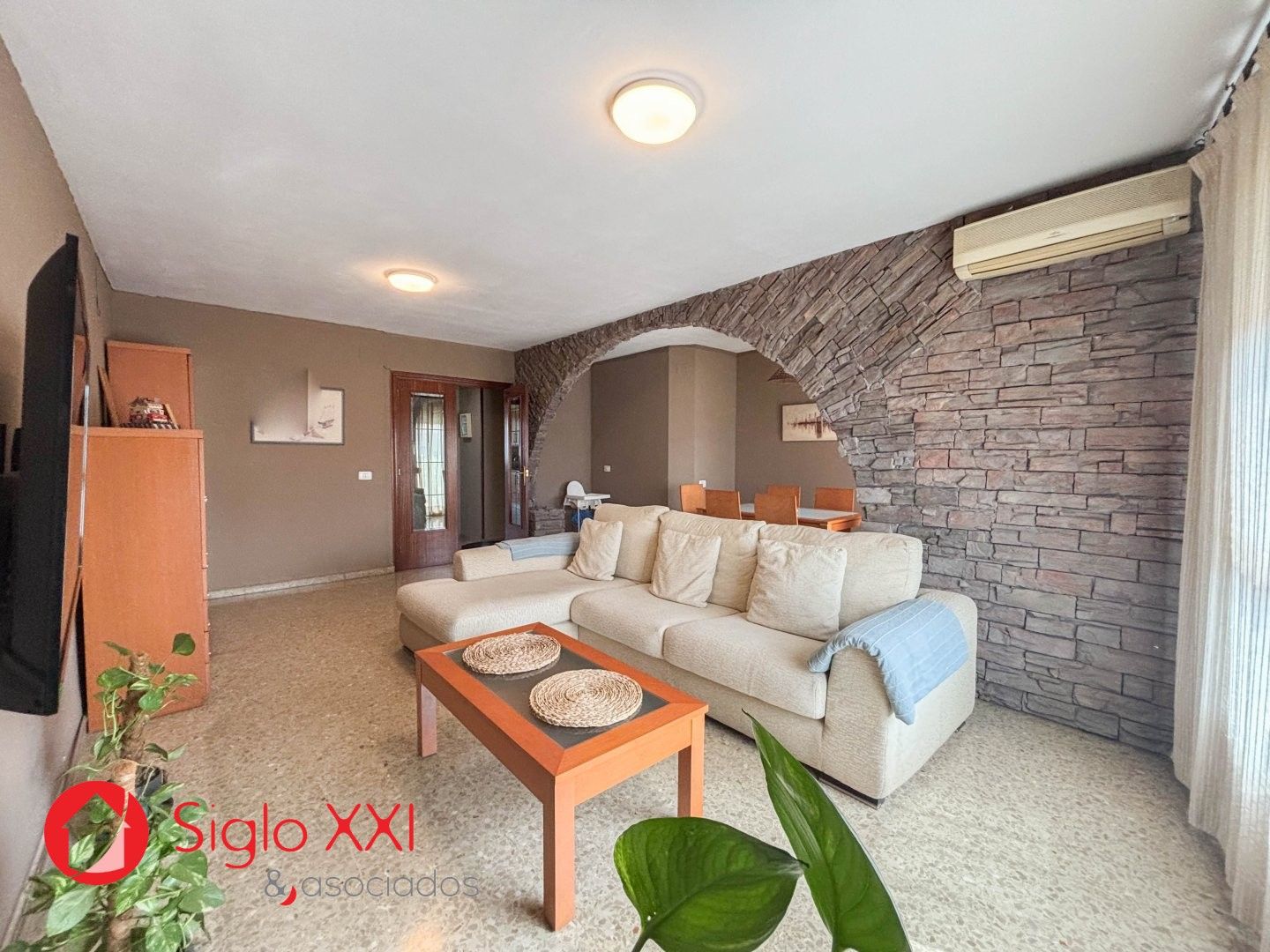 Living room of Flat for sale in Castellón de la Plana / Castelló de la Plana  with Air Conditioner and Furnished