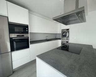 Kitchen of Attic for sale in Donostia - San Sebastián   with Heating, Private garden and Terrace