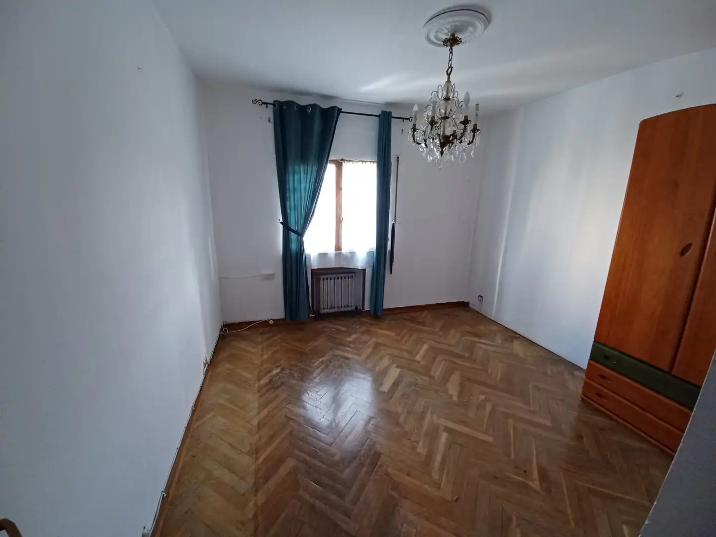 Schlafzimmer von Wohnung zum Verkauf in Lugo mit Heizung, Parkett und Abstellraum