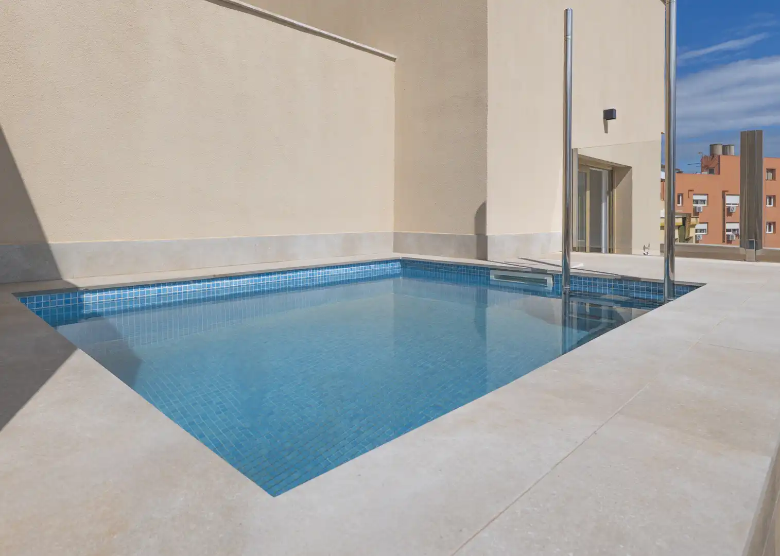 Piscina de Ático en venta en Torremolinos con Aire acondicionado, Calefacción y Terraza