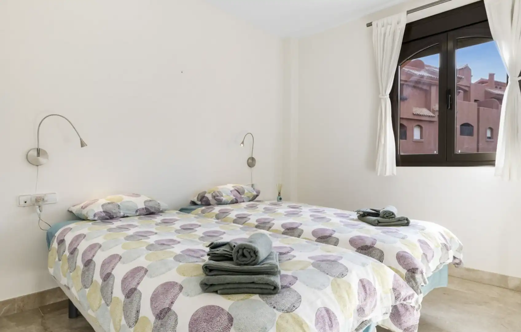 Dormitori de Dúplex en venda en Estepona amb Aire condicionat, Calefacció i Terrassa