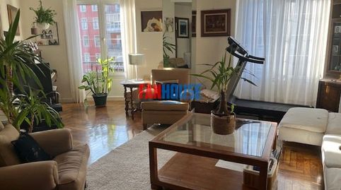 Foto 3 de Piso en venta en Constitución, Barrio del Centro, Gijón