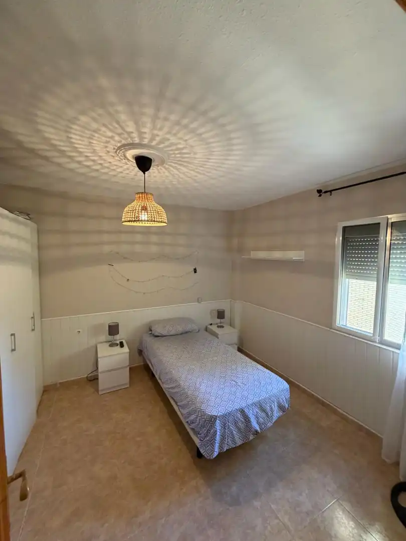 Bedroom of Flat for sale in Sevilla  with Air Conditioner and Terrace