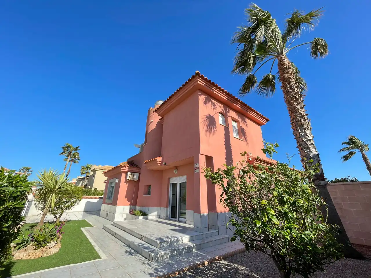 Exterior view of Houses for sale in La Manga del Mar Menor  with Air Conditioner, Heating and Private garden