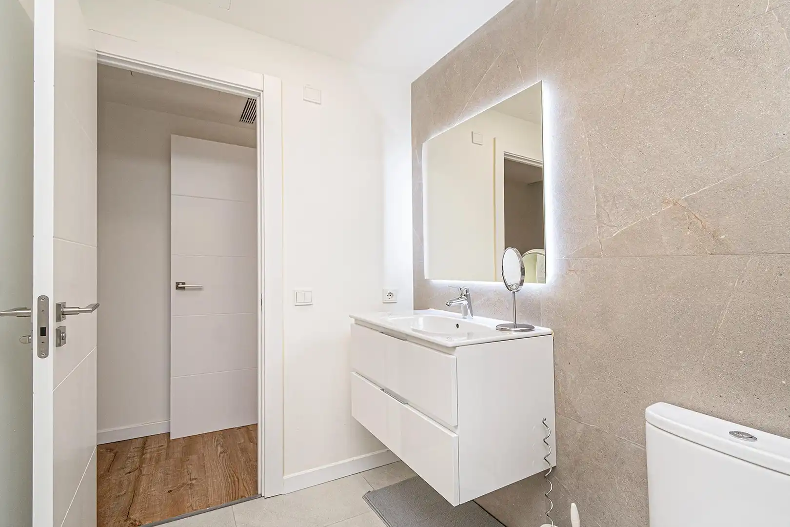 Baño de Piso de alquiler en  Palma de Mallorca con Aire acondicionado, Calefacción y Amueblado