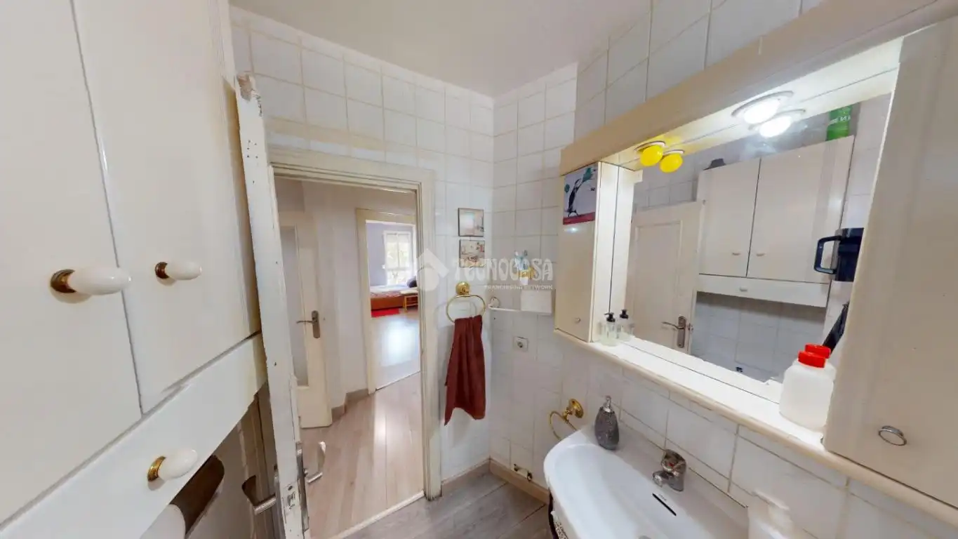 Flat for sale in Flores