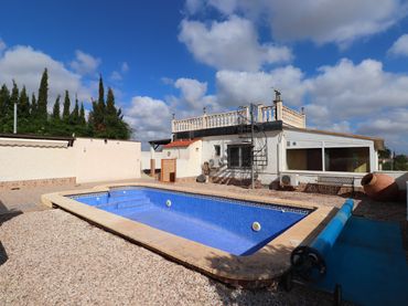 Casa rustica con piscina in vendita a Heredades