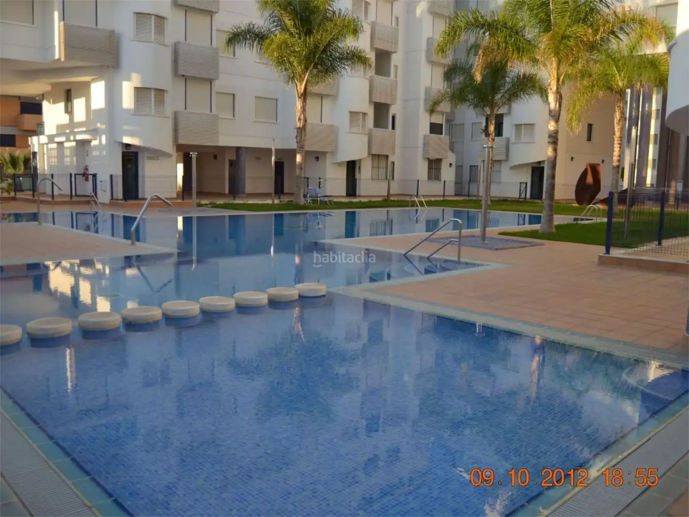 Mini appartamento con piscina in affitto a Avinguda de les Corts 4, imagen 7