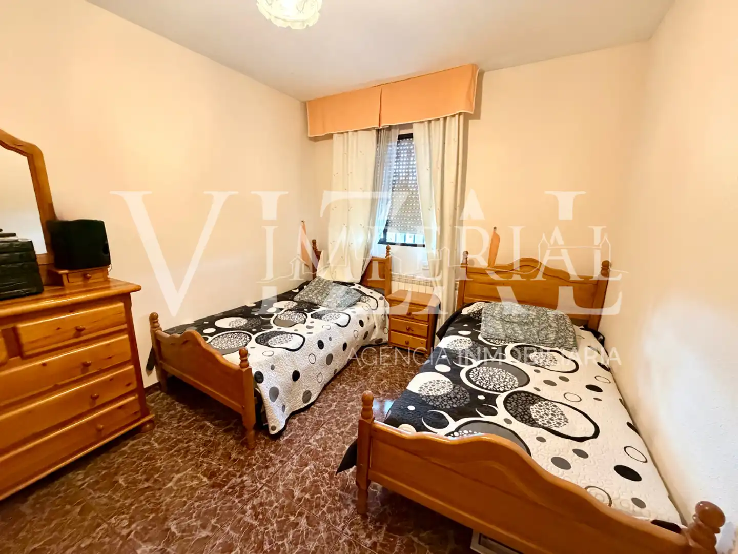 House with terrace for sale in Calle del Río-Almendros, imagen 25