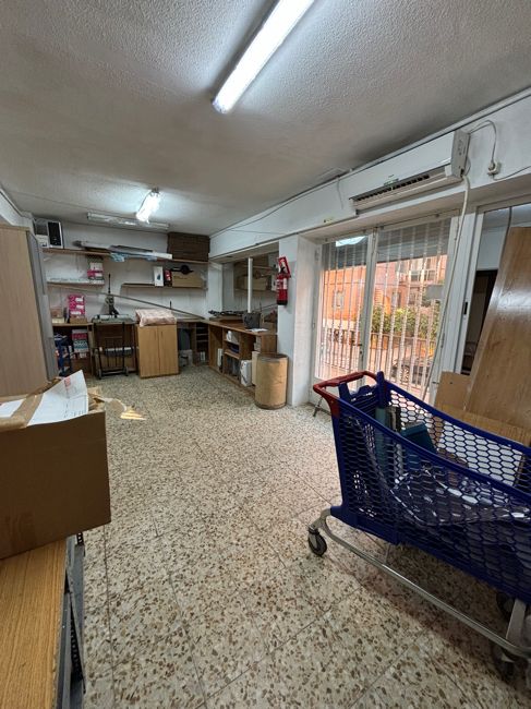 Premises for sale in C. de San Claudio, 60, Palomeras Sureste