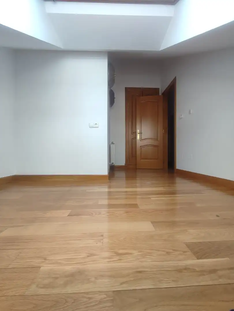 Pis de lloguer a Rúa Betanzos, Ensanche