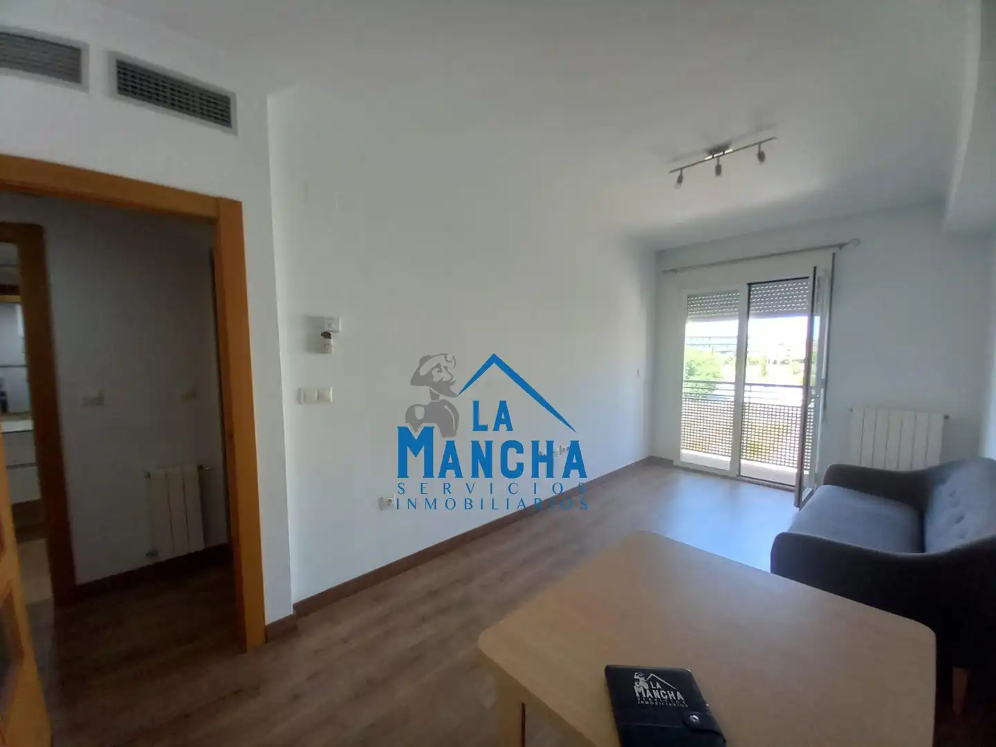 Sala de estar de Apartamento en venta en Albacete con Aire acondicionado, Calefacción y Trastero