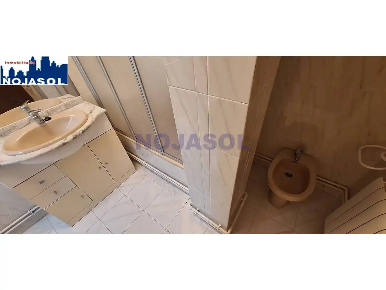 Badezimmer von Maisonette zur Miete in Noja mit Heizung, Terrasse und Möbliert