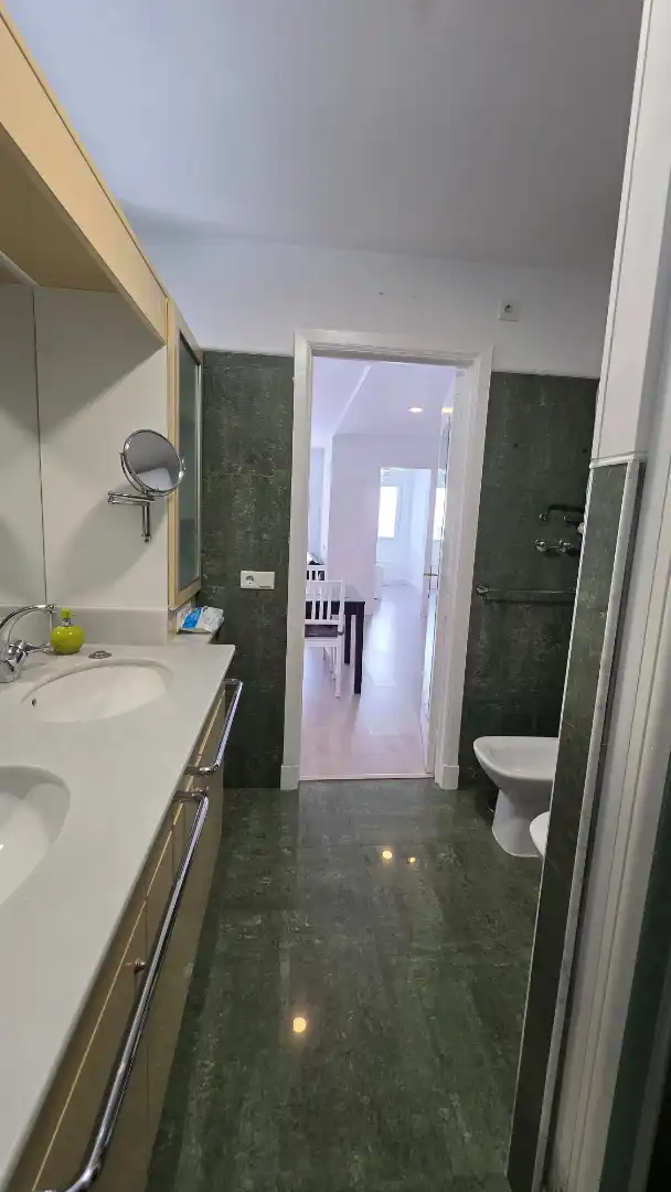 Bathroom of Flat for rent in El Puerto de Santa María  with Air Conditioner, Furnished and Oven