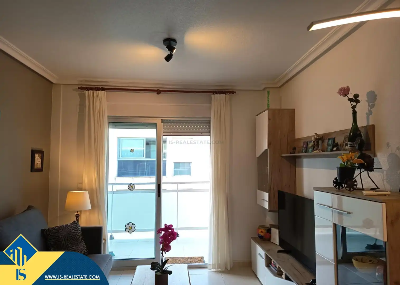 Sala d'estar de Àtic en venda en Orihuela amb Terrassa, Moblat i Piscina comunitària