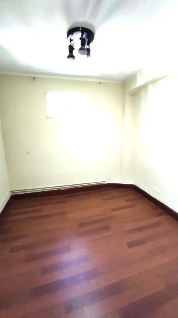 Piso en venta en Eibar con Calefacción, Trastero y Horno