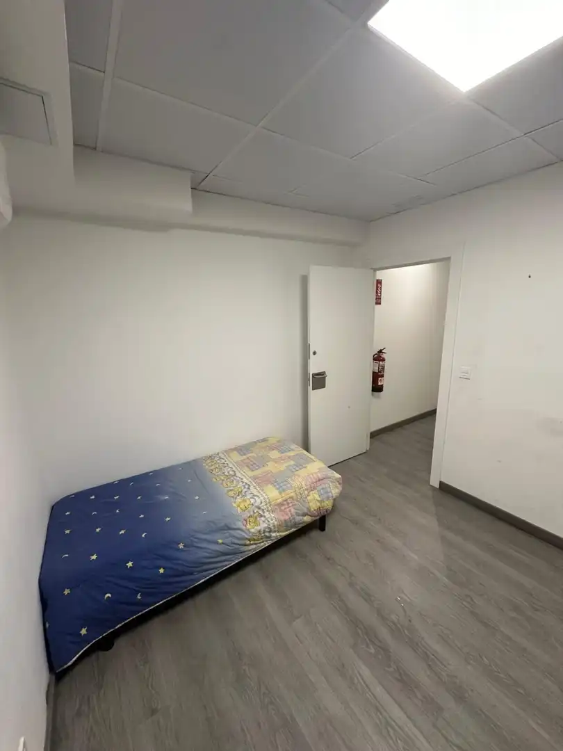 Habitación de Apartamento en venta en Salamanca con Aire acondicionado, Calefacción y Amueblado