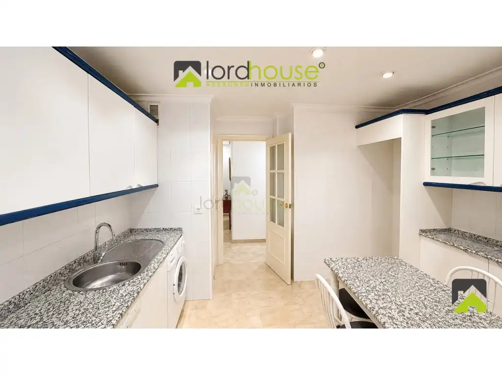 Piso con ascensor en venta en Calle Jose Mouliaa 55, imagen 15
