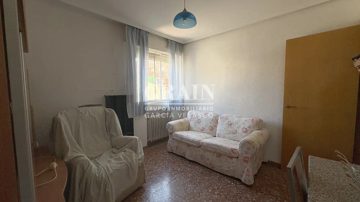 Sala d'estar de Pis en venda en Albacete amb Calefacció, Terrassa i Balcó