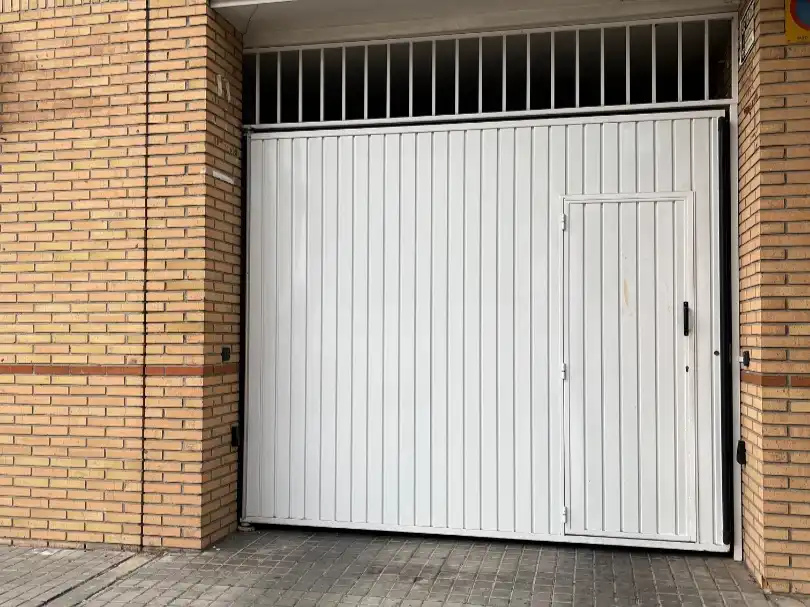Vista exterior de Garaje de alquiler en Getafe