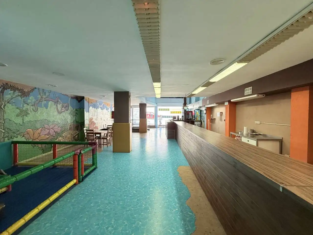 Local comercial en traspaso en Calle ARAGO 19, imagen 3