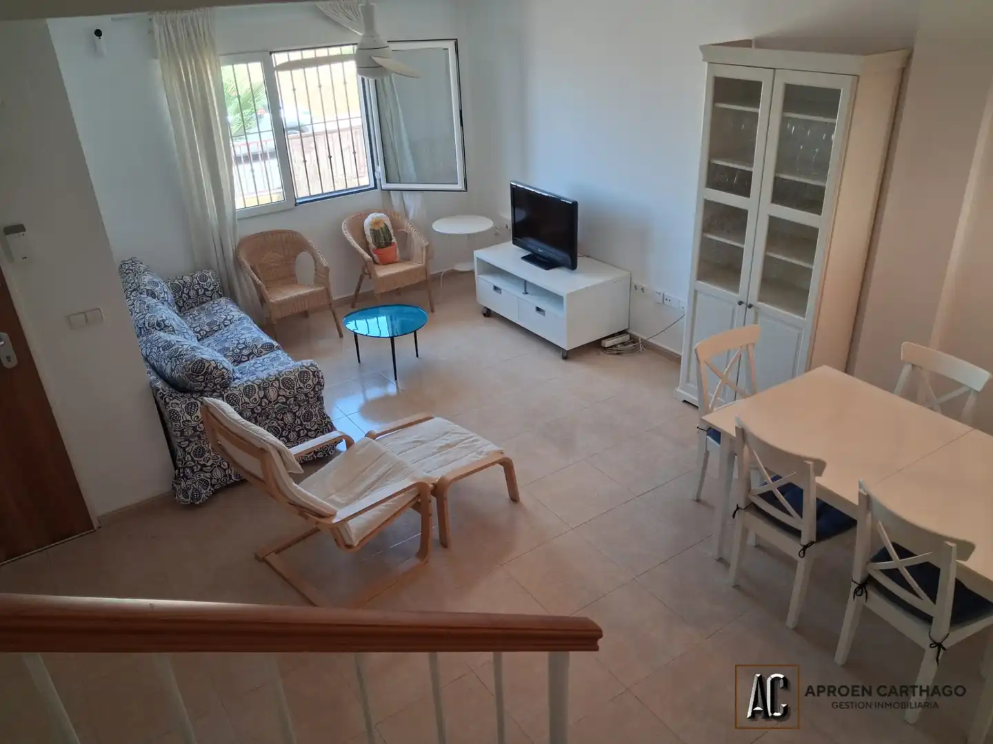 Sala d'estar de Casa adosada en venda en Los Alcázares amb Calefacció, Jardí privat i Moblat