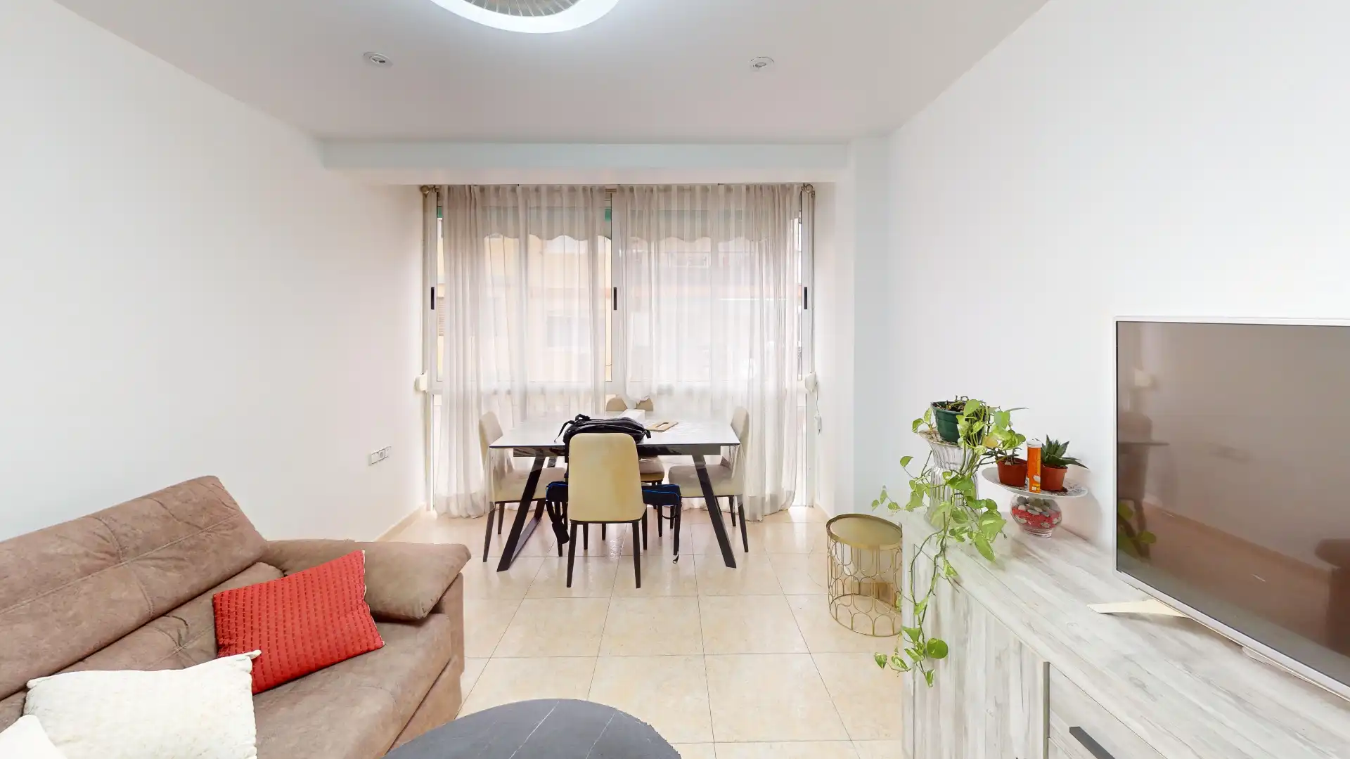 Sala de estar de Piso en venta en Alicante / Alacant con Amueblado, Horno y Lavadora