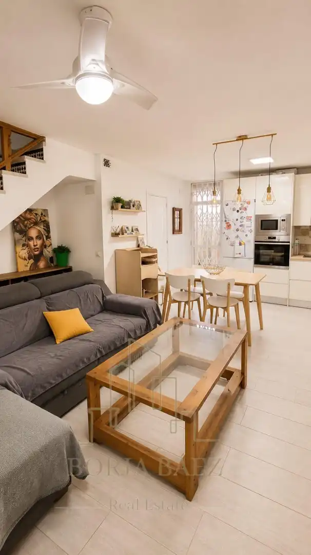 Sala d'estar de Casa adosada en venda en Vélez-Málaga
