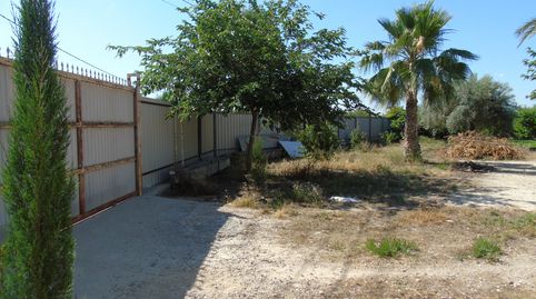 Se vende terreno  de 1100 metros con almacén  de 134 metros