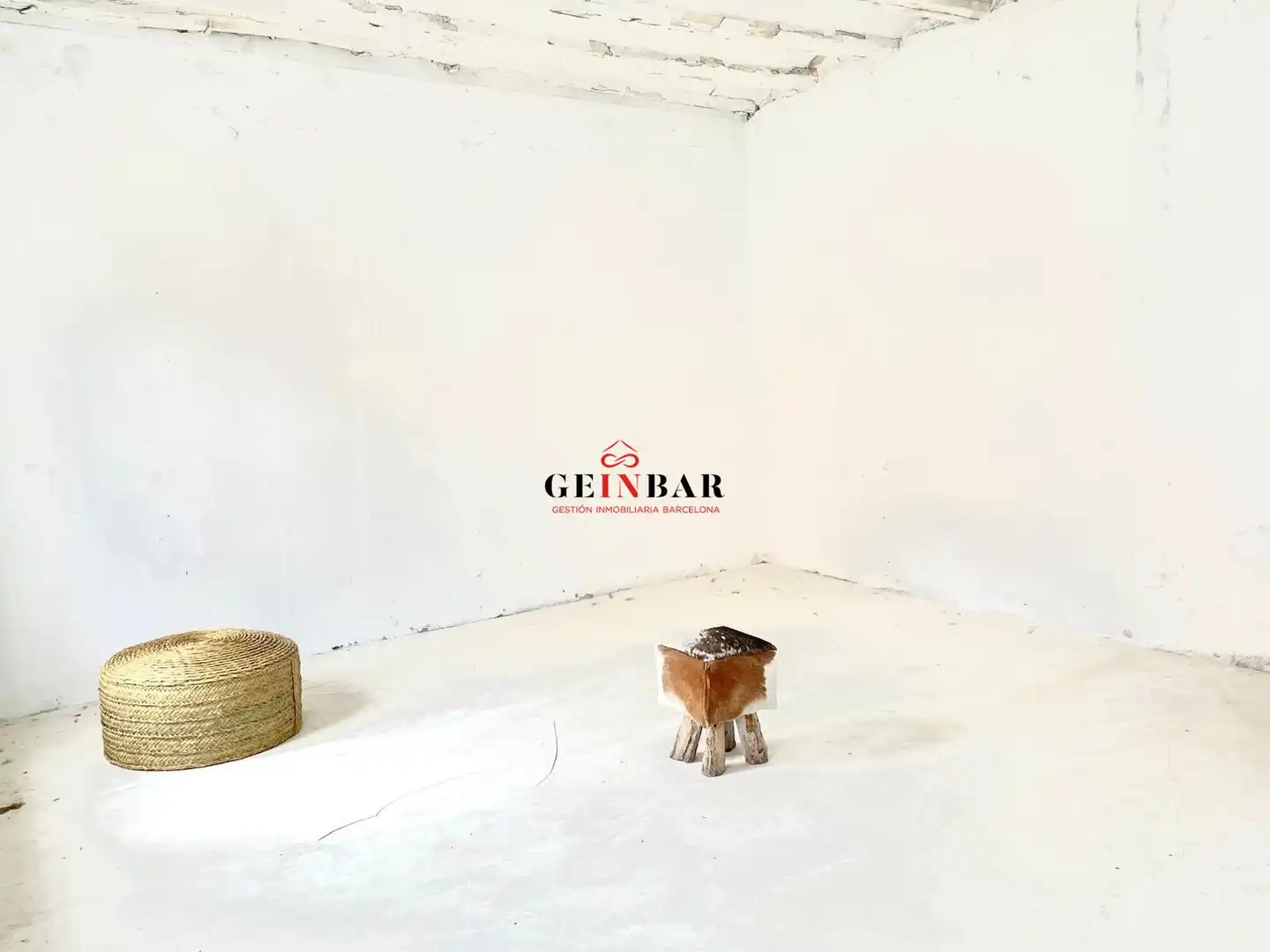 Planta baja en venta en Barcelona con Trastero y Alarma