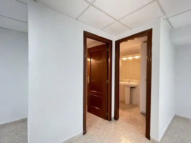 Büro zur Miete in Alicante / Alacant mit Klimaanlage
