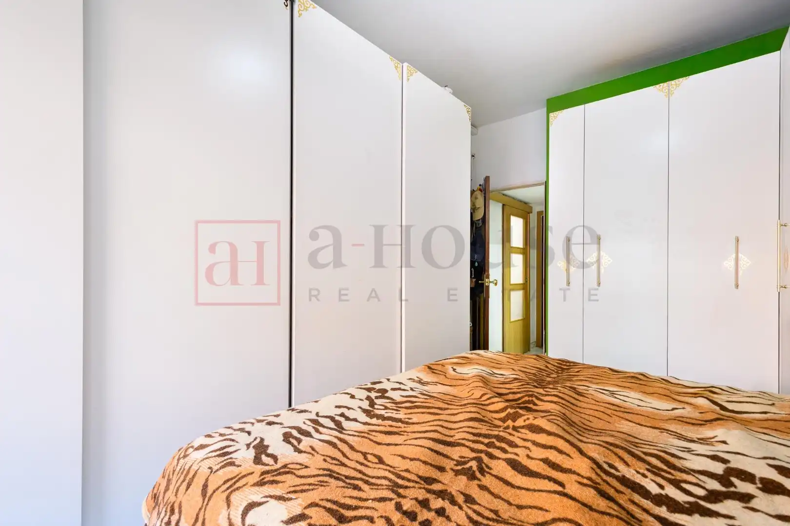 Habitación de Piso en venta en Barcelona con Aire acondicionado, Calefacción y Balcón