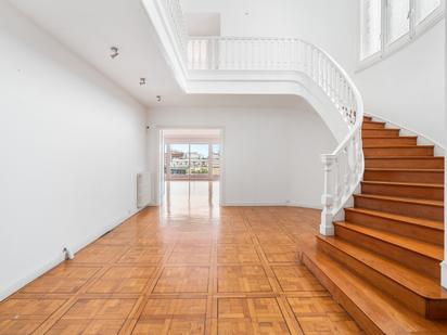 Àtic de lloguer en  Barcelona Capital amb Aire condicionat, Calefacció i Parquet