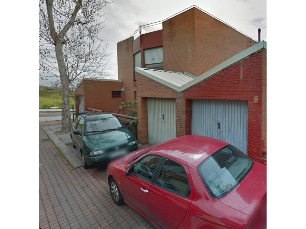 Casa adosada en venda a Villaverde Alto
