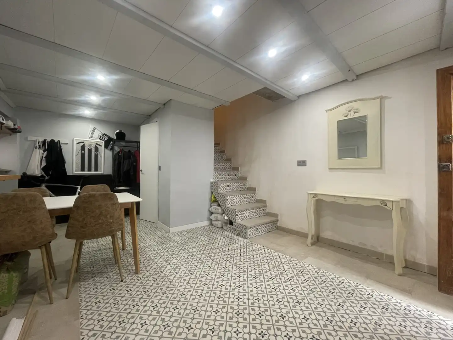 Haus oder Chalet zum Verkauf in Onda mit Klimaanlage, Terrasse und Möbliert